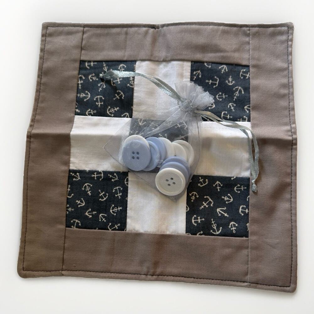 Quilt Fabric Cloth Checkers Game Nautical With Button Game Pieces Travel Set